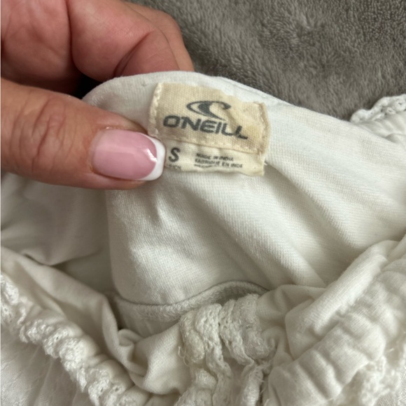 O'Neill White Smocked Short Sleeve Blouse - Picture 11 of 11